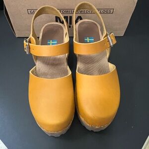 Mia Abba Clogs 7